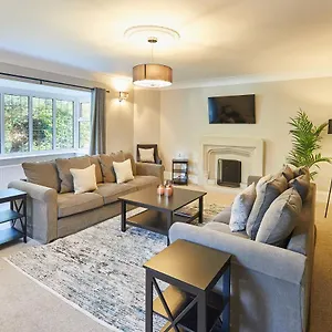 Host & - White , Scalby (North Yorkshire) United Kingdom