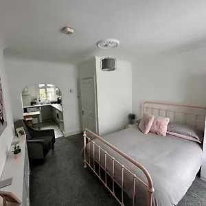 Chic & Cosy , Southampton United Kingdom