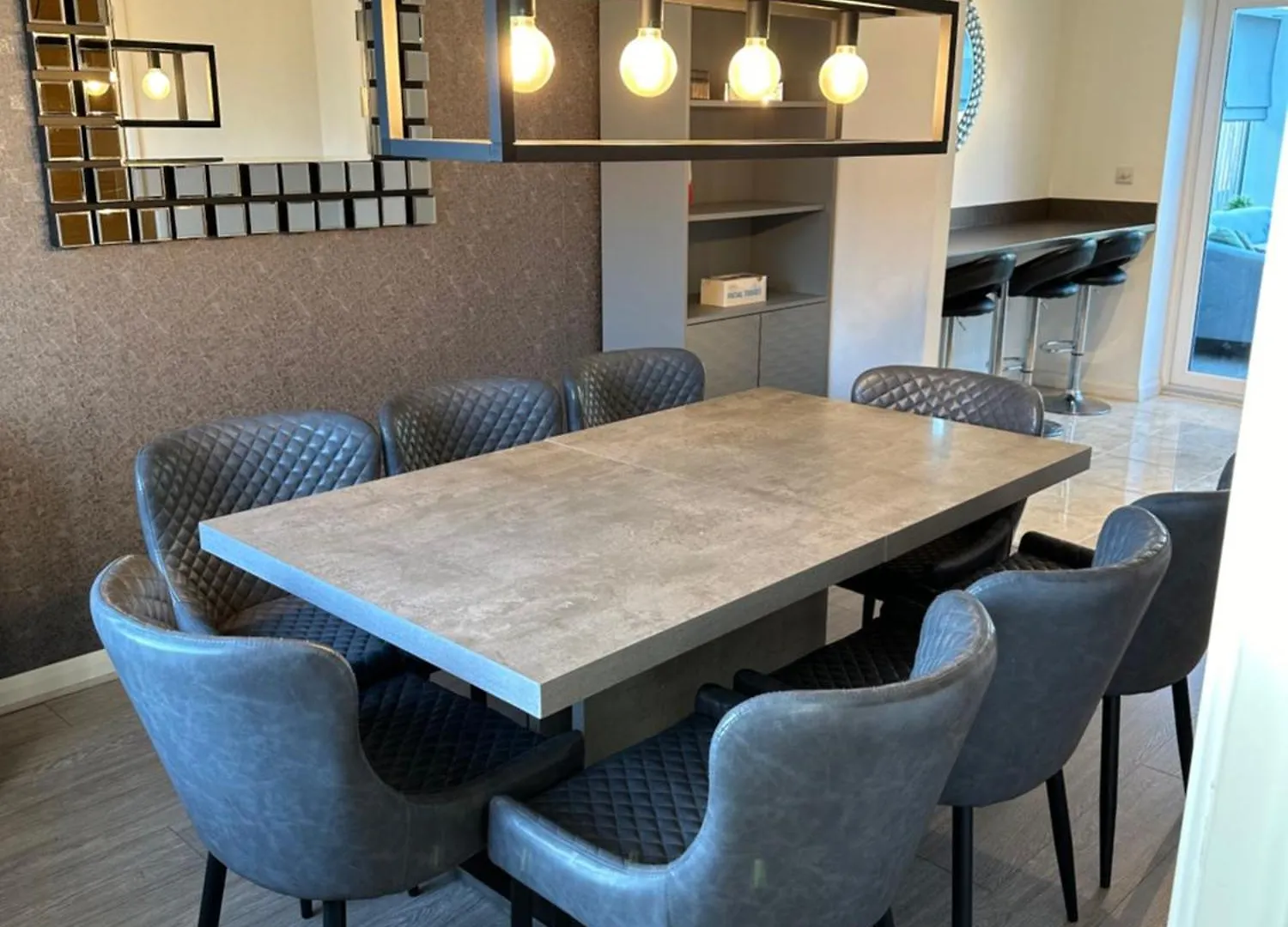 Homestay Cosy Double Bedroom In Newcastle Upon Tyne - Access To Shared Kitchen, Shared Lounge And Shared Conservatory Areas Inc Sky Tv And Netflix United Kingdom